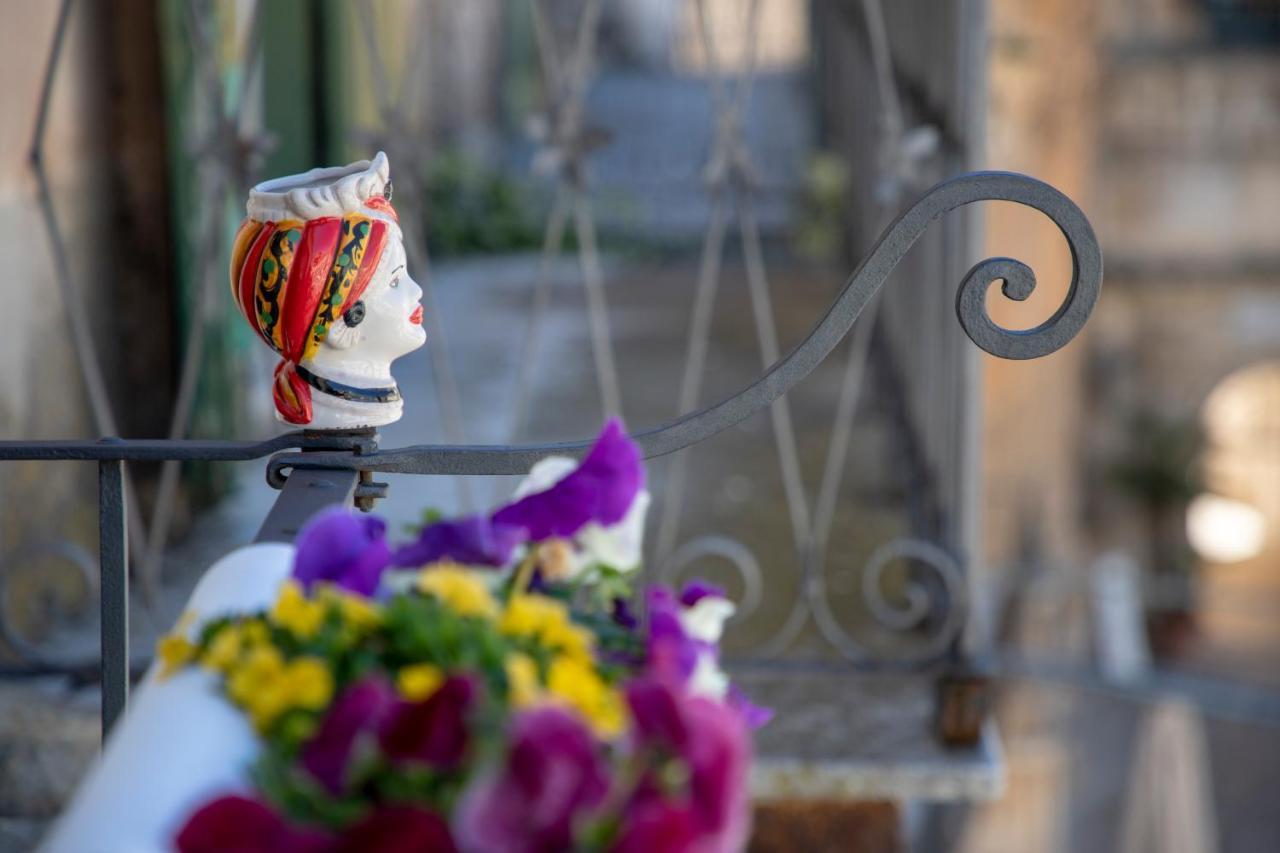 Casa Vacanza Da Dina Модика Экстерьер фото