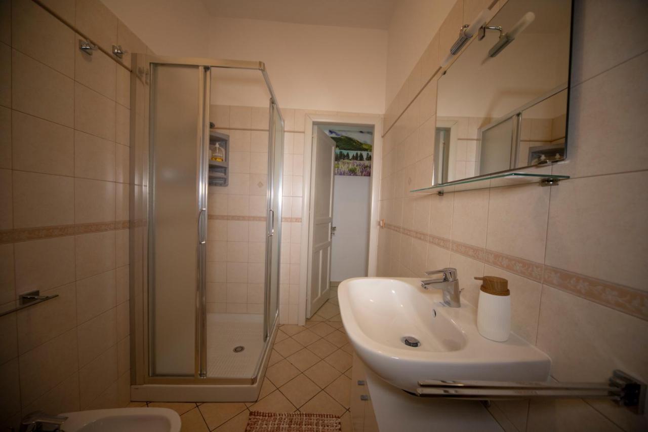 Casa Vacanza Da Dina Модика Экстерьер фото