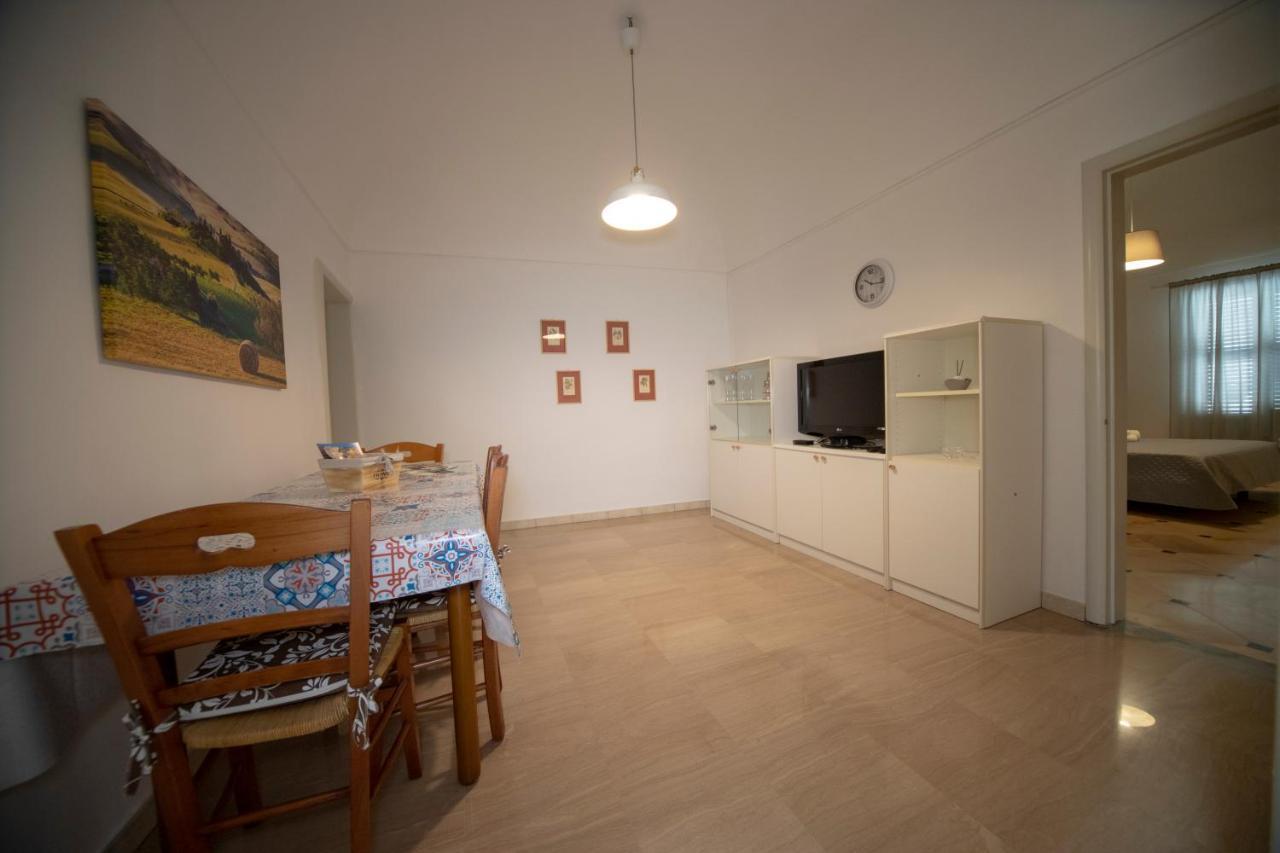Casa Vacanza Da Dina Модика Экстерьер фото